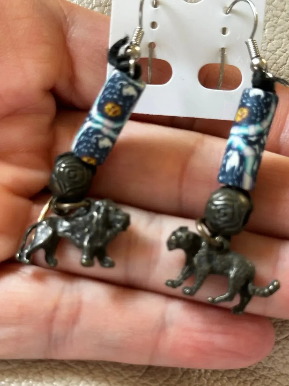 BOGO FREE LION TOGER TRIBAL BEAD BOHO EARRINGS VTG EARTH